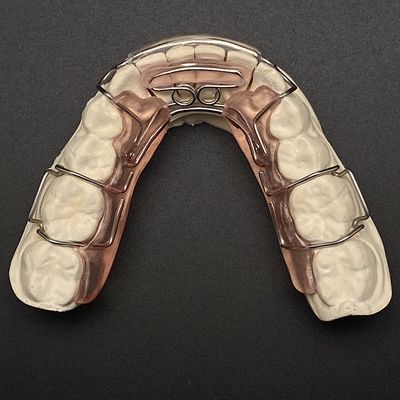 Comfortable Stainless Steel Acrylic Hawley Retainer Effective Orthodontic Solution